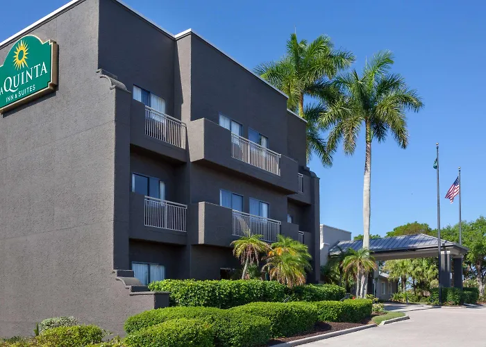 La Quinta By Wyndham Ft. Myers - Sanibel Gateway