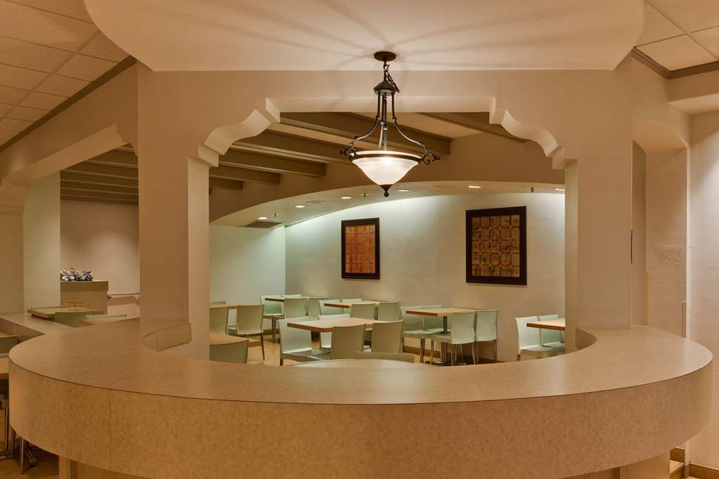 Hotel La Quinta By Wyndham Ft. Myers - Sanibel Gateway